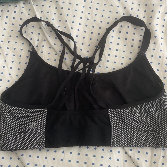 Sports bra bundle - Picture 5 of 9